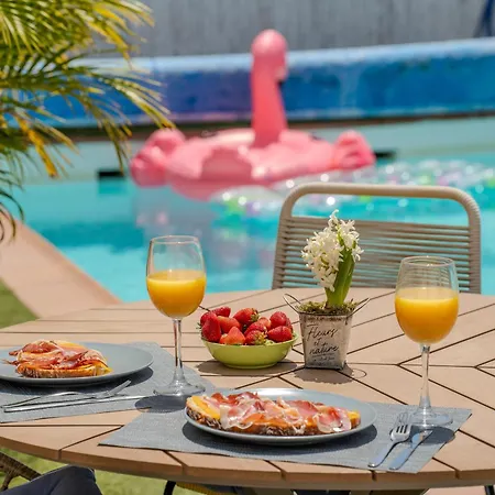 아파트 With Private Pool & Ocean Views *