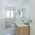 아파트 With Private Pool & Ocean Views 아데제