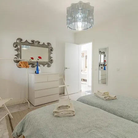 With Private Pool & Ocean Views Apartment